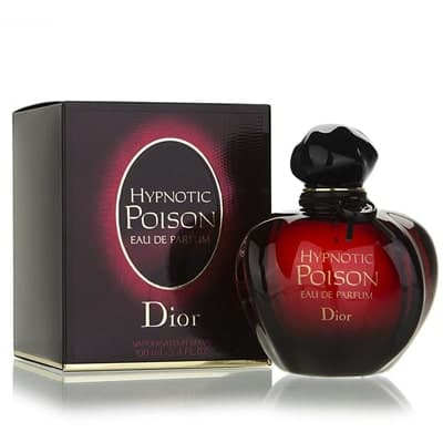 كل ما تحتاج معرفته عن عطر ديور الأحمر - دليل شامل